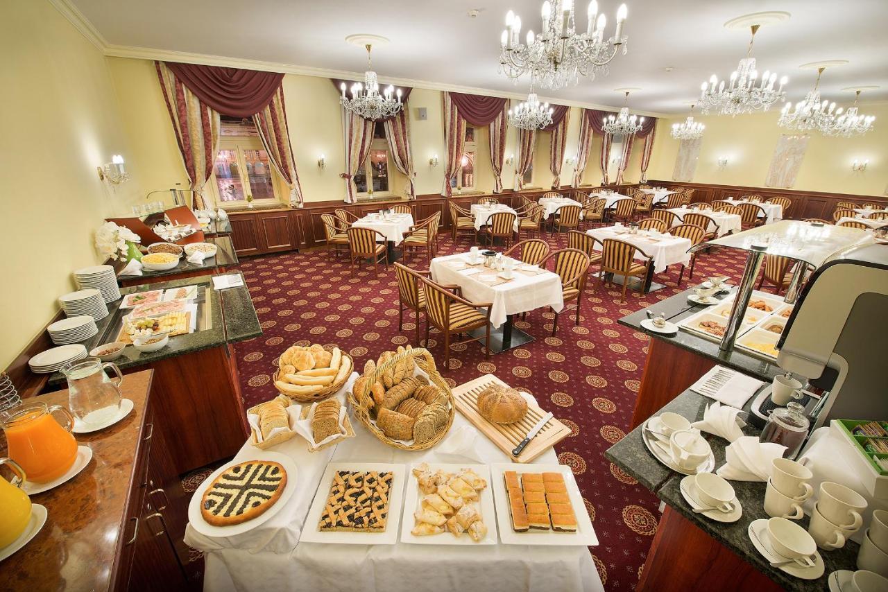 Old Town Bed & Breakfast Чешка Будьовица Екстериор снимка
